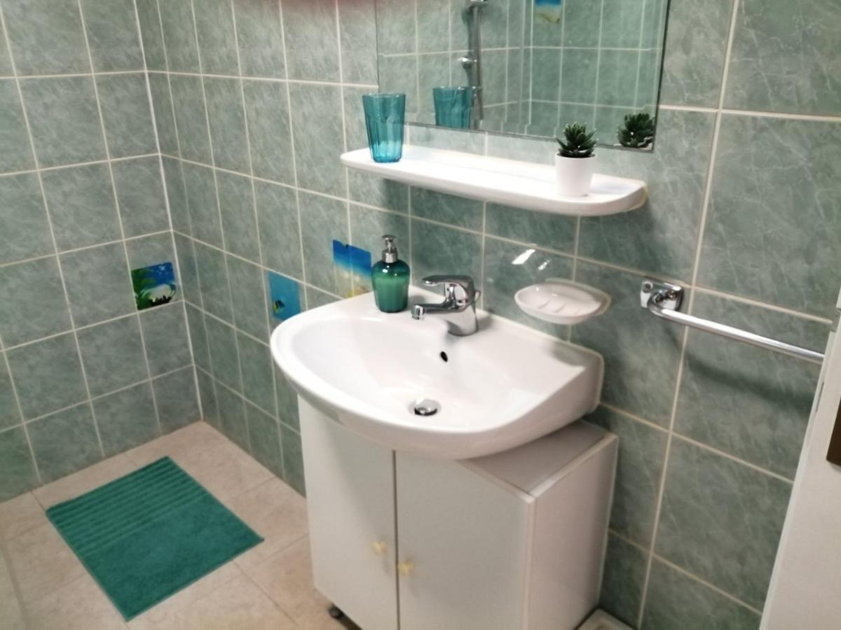 City Center Apartment Umag Extérieur photo